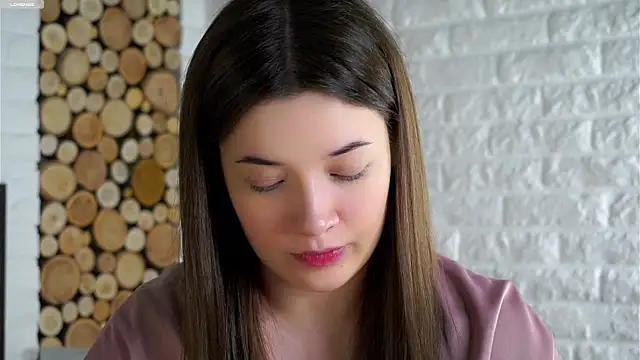 LowOncoming online show from December 20, 2025, 3:31 am