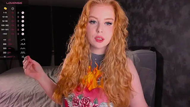 RedHotVixen0 online show from December 12, 2024, 3:10 am