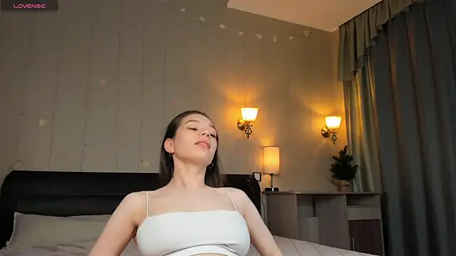 MartaVigano online show from February 28, 2025, 1:05 am