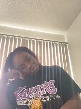 Snapshot of LillShayy chatting on September 25, 2025, 2:23 pm LillShayy online show from September 25, 2025, 2:23 pm