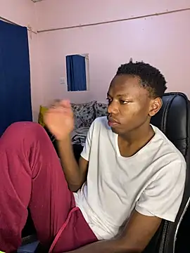 Snapshot of fireboyafrica chatting on July 3, 2026, 7:31 pm fireboyafrica online show from July 3, 2026, 7:31 pm