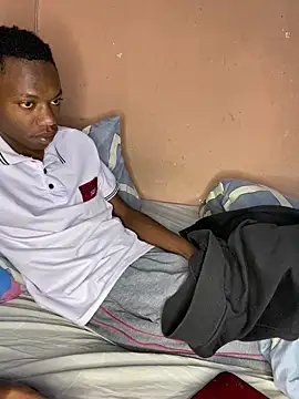 Snapshot of fireboyafrica chatting on September 15, 2025, 11:27 pm fireboyafrica online show from September 15, 2025, 11:27 pm