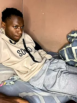 Snapshot of fireboyafrica chatting on October 17, 2025, 12:36 am fireboyafrica online show from October 17, 2025, 12:36 am