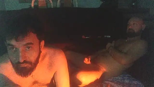 Snapshot of FJcouple chatting on January 7, 2025, 2:08 pm FJcouple online show from January 7, 2025, 2:08 pm