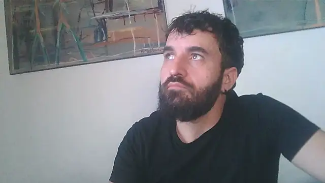 Snapshot of FJcouple chatting on January 28, 2025, 4:08 pm FJcouple online show from January 28, 2025, 4:08 pm