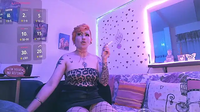 Maria fernandaxxx  online show from April 13, 2026, 11:31 pm