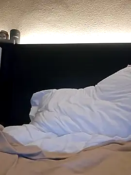 Snapshot of StupidCliff7 chatting on October 9, 2025, 5:24 pm StupidCliff7 online show from October 9, 2025, 5:24 pm