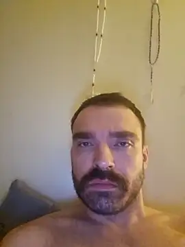 Snapshot of StupidCliff7 chatting on November 14, 2025, 6:33 pm StupidCliff7 online show from November 14, 2025, 6:33 pm