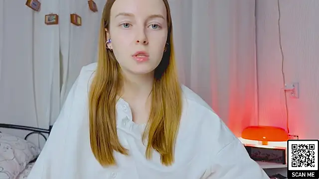 Snapshot of Wild__flowers chatting on February 6, 2026, 12:39 am Wild flowers online show from February 6, 2026, 12:39 am