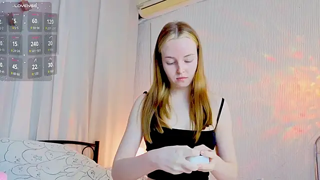 Wild  flowers online show from April 10, 2026, 10:28 pm