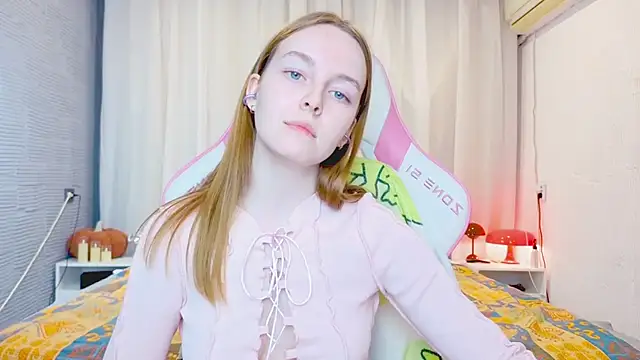 Snapshot of Wild__flowers chatting on November 21, 2025, 6:29 pm Wild flowers online show from November 21, 2025, 6:29 pm