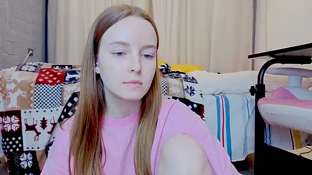 Snapshot of Wild__flowers chatting on December 21, 2025, 5:58 pm Wild flowers online show from December 21, 2025, 5:58 pm