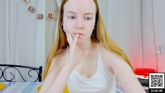 Snapshot of Wild__flowers chatting on February 14, 2026, 4:13 am Wild flowers online show from February 14, 2026, 4:13 am