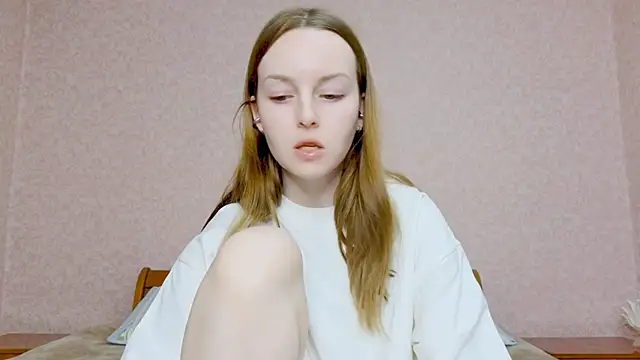 Snapshot of Wild__flowers chatting on October 16, 2025, 5:10 pm Wild flowers online show from October 16, 2025, 5:10 pm