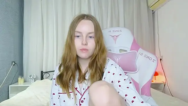 Snapshot of Wild__flowers chatting on September 29, 2025, 11:21 pm Wild flowers online show from September 29, 2025, 11:21 pm