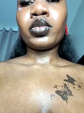 Hugemassivebootie online show from April 11, 2026, 10:41 am