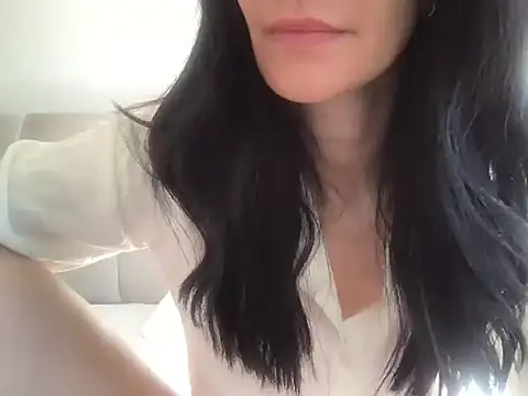 paolajonez online show from July 20, 2026, 1:24 pm