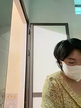 Snapshot of Hachi_Sweetbabie_ chatting on April 4, 2026, 9:27 am Hachi Sweetbabie online show from April 4, 2026, 9:27 am