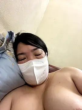 Hachi Sweetbabie  online show from November 16, 2025, 12:26 am