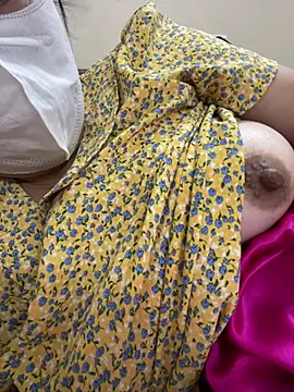 Snapshot of Hachi_Sweetbabie_ chatting on March 22, 2026, 9:33 am Hachi Sweetbabie online show from March 22, 2026, 9:33 am