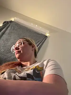 Lalalynn online show from April 25, 2026, 7:11 am