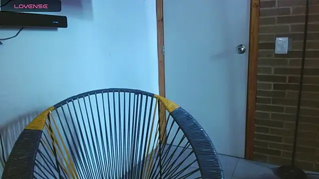 helenacyruss online show from November 19, 2025, 3:01 pm