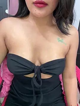 LeisyXO online show from March 24, 2026, 7:25 pm