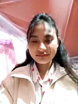 trieungoclnt online show from November 3, 2025, 3:56 am