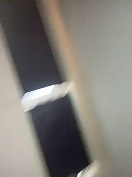 xlinastarrx online show from April 13, 2026, 6:06 am