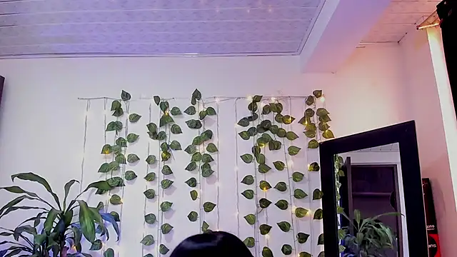 Snapshot of mariiana-diaz chatting on November 14, 2025, 2:21 pm mariiana-diaz online show from November 14, 2025, 2:21 pm