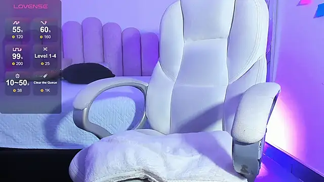 Haanna   online show from February 13, 2025, 10:43 pm