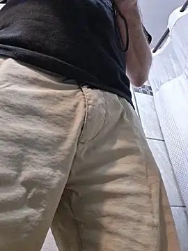 bigdickdaddy2184 online show from April 1, 2026, 11:12 pm