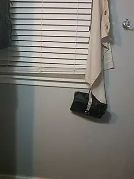 bigdickdaddy2184 online show from December 20, 2025, 10:07 am