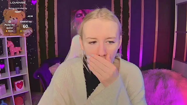 Selenatrend online show from April 5, 2026, 6:09 am