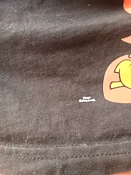 -VICKKY online show from December 16, 2025, 1:59 pm