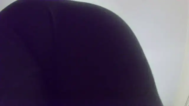 Snapshot of wolfman38 chatting on October 6, 2025, 9:32 am wolfman38 online show from October 6, 2025, 9:32 am