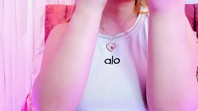 tiffany becker online show from November 14, 2025, 12:31 pm