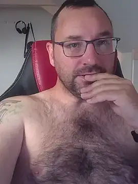 Snapshot of Fantaxx86 chatting on November 11, 2025, 11:38 am Fantaxx86 online show from November 11, 2025, 11:38 am