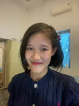 Snapshot of thithi8369 chatting on March 2, 2025, 6:05 am thithi8369 online show from March 2, 2025, 6:05 am