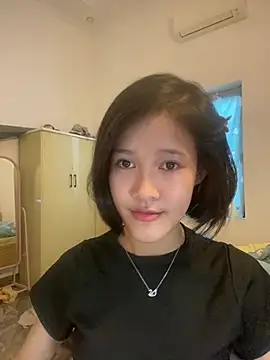 Snapshot of thithi8369 chatting on March 12, 2025, 4:30 am thithi8369 online show from March 12, 2025, 4:30 am