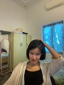 Snapshot of thithi8369 chatting on December 4, 2024, 5:21 am thithi8369 online show from December 4, 2024, 5:21 am