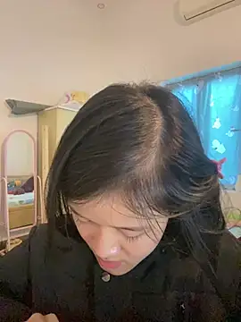 Snapshot of thithi8369 chatting on January 1, 2025, 5:43 am thithi8369 online show from January 1, 2025, 5:43 am