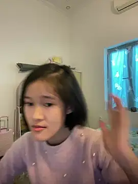 Snapshot of thithi8369 chatting on December 15, 2024, 5:34 am thithi8369 online show from December 15, 2024, 5:34 am