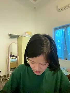 Snapshot of thithi8369 chatting on December 5, 2024, 6:04 am thithi8369 online show from December 5, 2024, 6:04 am