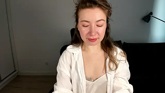 Snapshot of Mia_Tasty chatting on February 16, 2026, 7:29 am Mia Tasty online show from February 16, 2026, 7:29 am