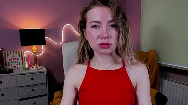 Mia Tasty online show from November 5, 2025, 7:44 am