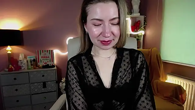 Snapshot of Mia_Tasty chatting on February 24, 2025, 10:59 am Mia Tasty online show from February 24, 2025, 10:59 am