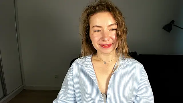 Snapshot of Mia_Tasty chatting on February 12, 2026, 7:41 am Mia Tasty online show from February 12, 2026, 7:41 am