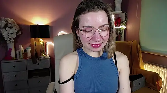 Snapshot of Mia_Tasty chatting on February 16, 2025, 2:21 pm Mia Tasty online show from February 16, 2025, 2:21 pm