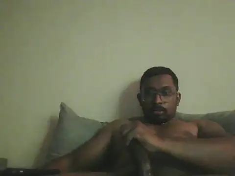 Snapshot of chennaibull101 chatting on April 9, 2026, 11:38 am chennaibull101 online show from April 9, 2026, 11:38 am